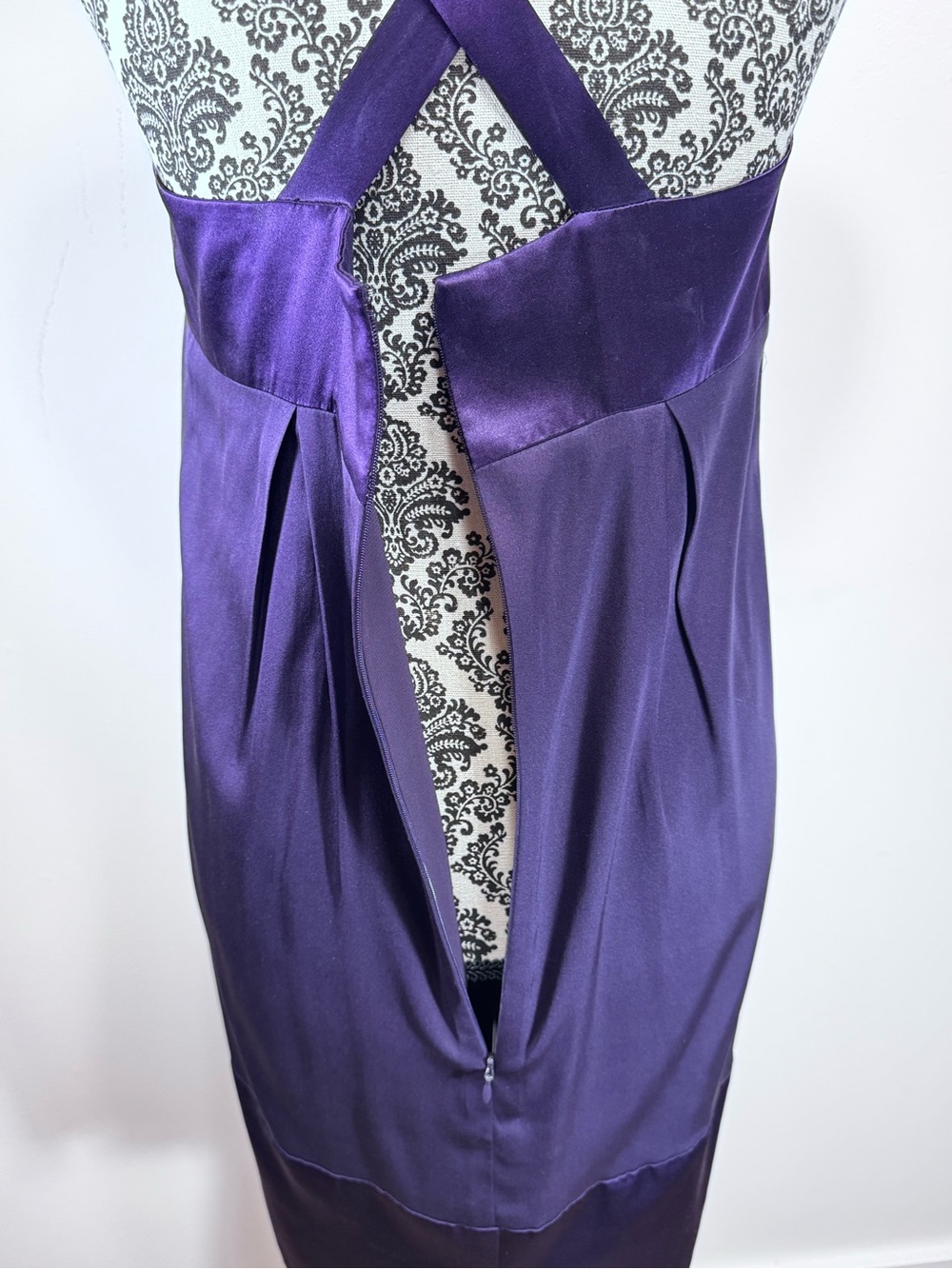 Antonio Melani Silk Plum Purple Shiny Stretch Shift Dress Women’s size 8 - Picture 5 of 7
